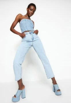 Trendyol Gewoontjes - Vaqueros Rectos - Blue