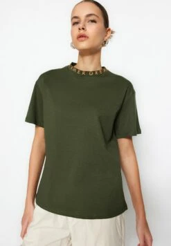 Trendyol Twoaw - Camiseta Estampada - Green