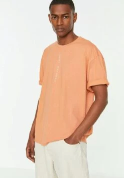 Trendyol Camiseta Estampada - Orange