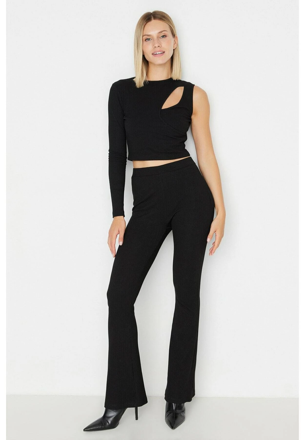 Trendyol Set - Pantalones Deportivos - Black - Imagen 2