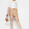 Trendyol Shorts - Beige