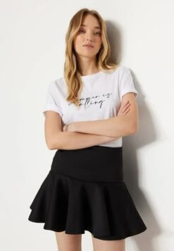 Trendyol Shorts - Black