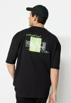 Trendyol Camiseta Estampada - Black