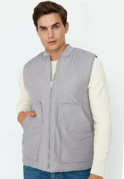 Trendyol Chaleco - Grey