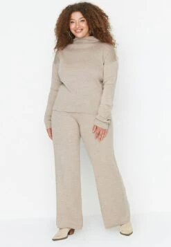 Plus Size Sets - Jersey De Punto - Brown