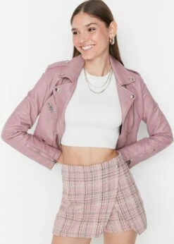 Trendyol Shorts - Pink