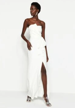 Trendyol Evening- Vestido De Fiesta - Cream