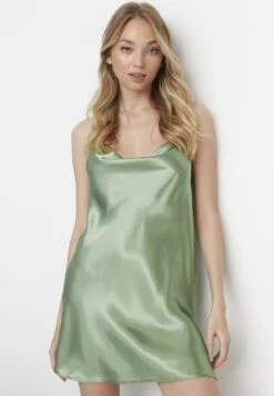 Trendyol Camisón - Green