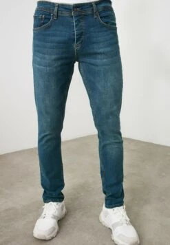 Trendyol Tmnaw - Vaqueros Slim Fit - Navy Blue