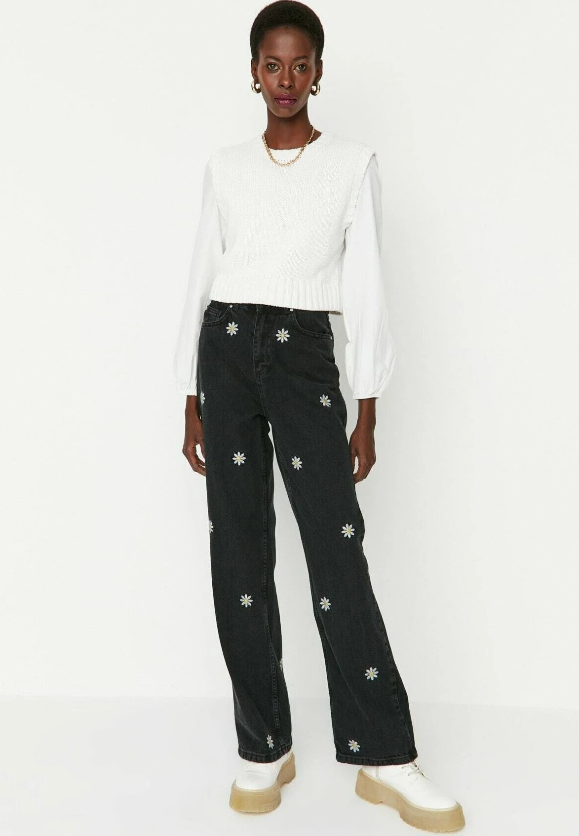 Trendyol Jeans - Vaqueros A Campana - Black - Imagen 2