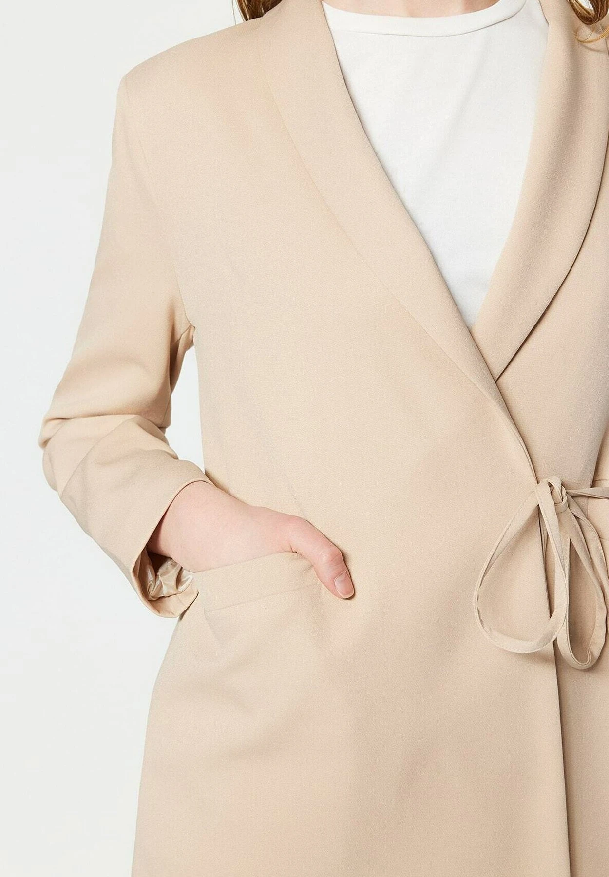 Modest - Abrigo Corto - Beige - Imagen 4