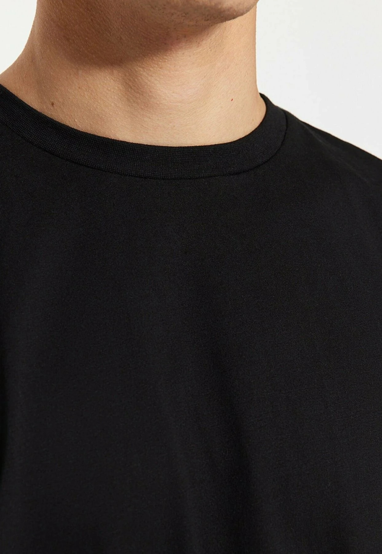 Trendyol Camiseta Estampada - Black - Imagen 5