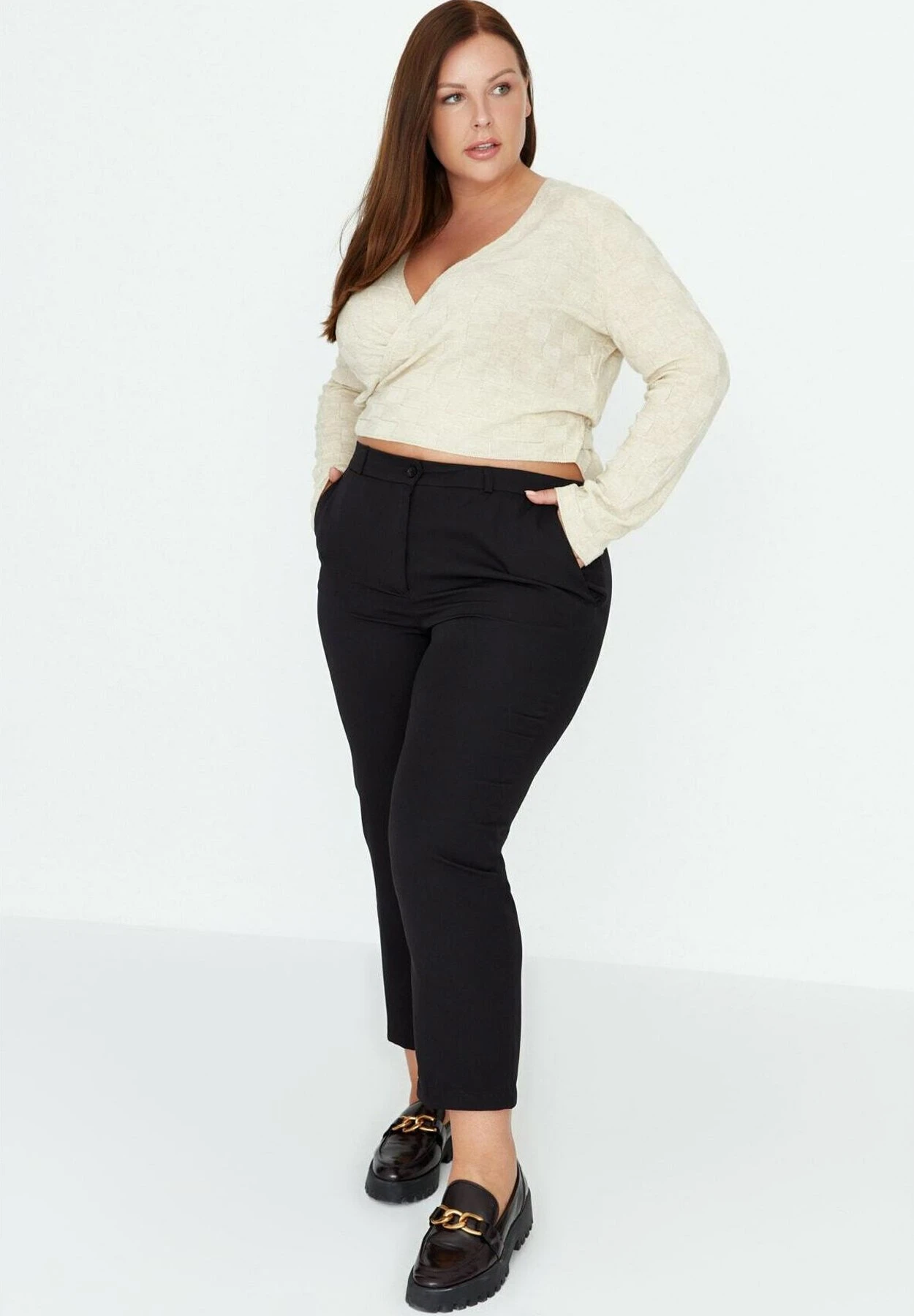 Plus Size- Pantalones - Black - Imagen 5