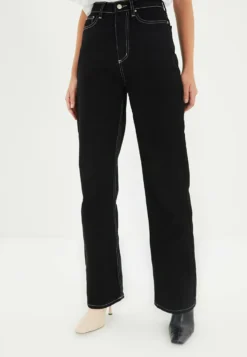 Trendyol Vaqueros Bootcut - Black