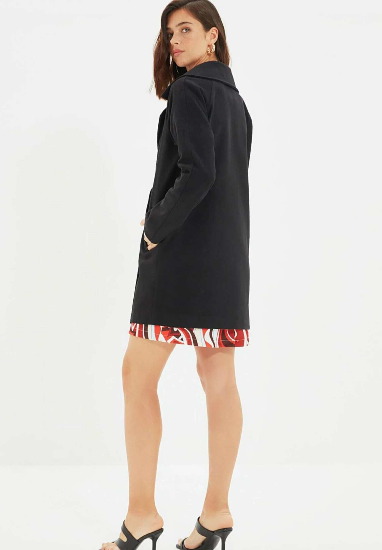 Trendyol Twoaw21Kb0017/Taş - Abrigo Corto - Black - Imagen 3