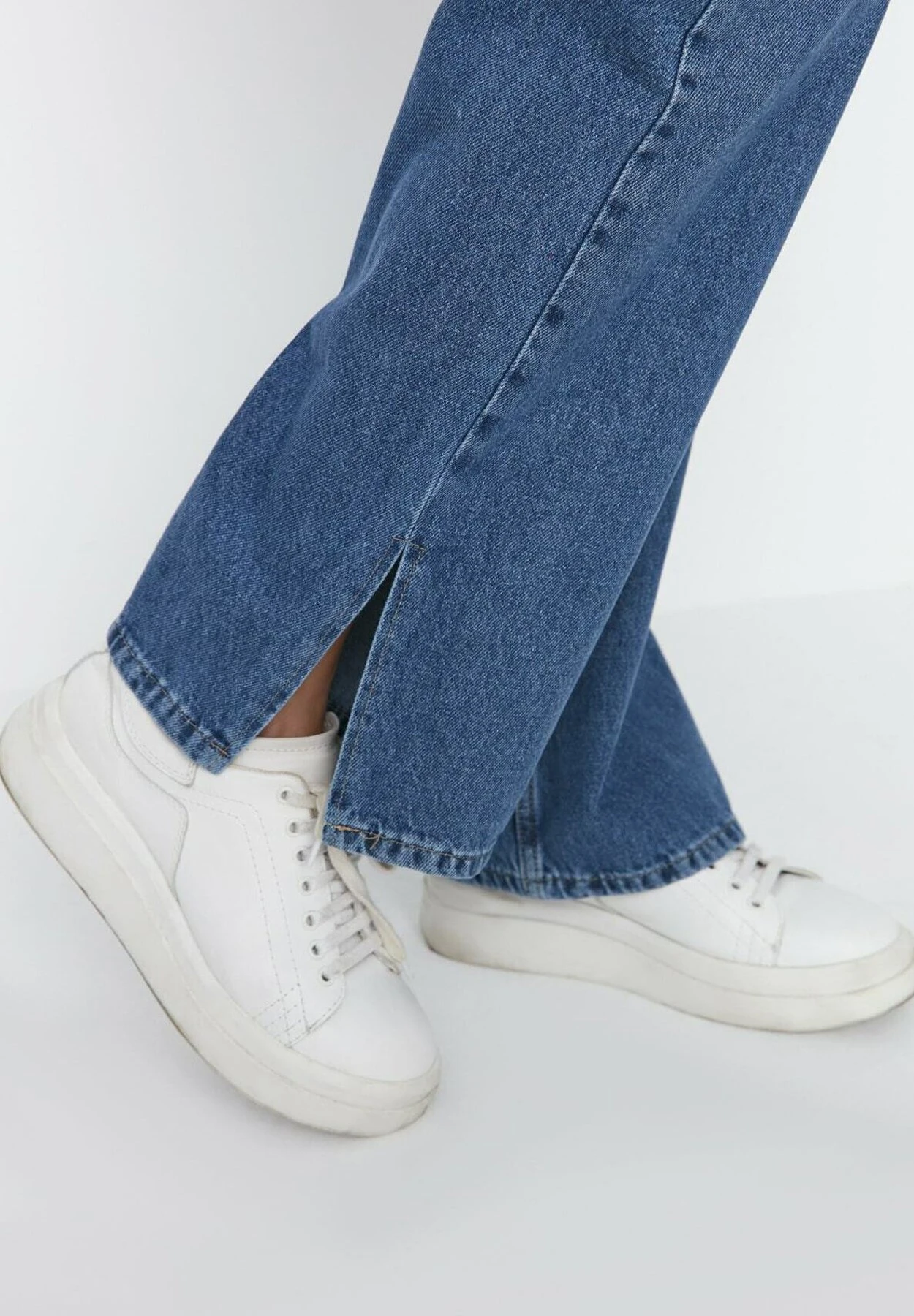 Trendyol Vaqueros A Campana - Blue - Imagen 6