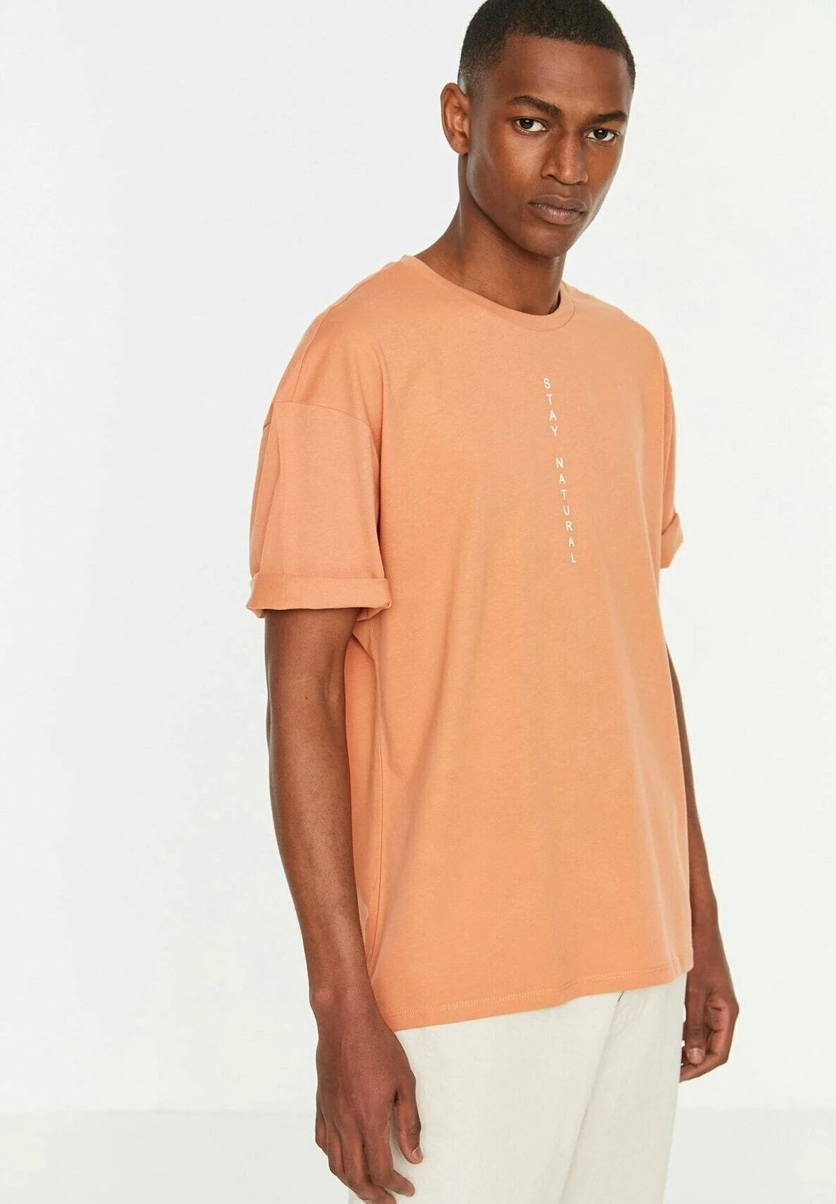 Trendyol Camiseta Estampada - Orange - Imagen 4